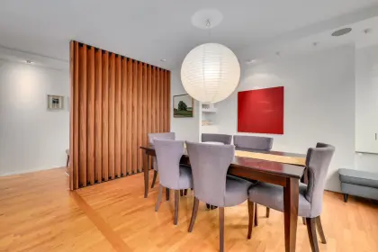218 1445 Marpole Avenue, Vancouver, BC, Vancouver — Apartment/Condo for sale
