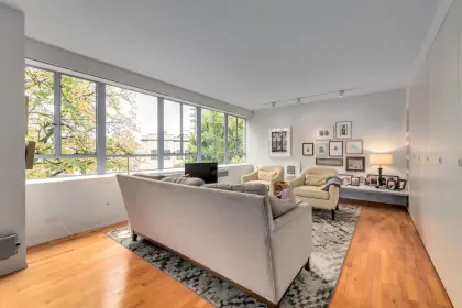 218 1445 Marpole Avenue, Vancouver, BC, Vancouver — Apartment/Condo for sale