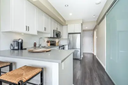 107 2242 Whatcom Road, Abbotsford, BC, Abbotsford — Apartment/Condo for sale