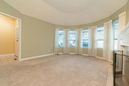 107 6109 W Boundary Drive, Surrey, BC, Surrey — Townhouse for sale