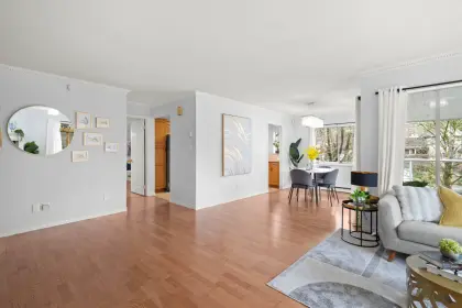 3902 Creekside Place, Burnaby, BC, Burnaby — Townhouse for sale