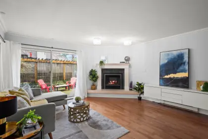 3902 Creekside Place, Burnaby, BC, Burnaby — Townhouse for sale