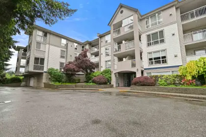 302 9165 Broadway Street, Chilliwack, BC, Chilliwack — Apartment/Condo for sale