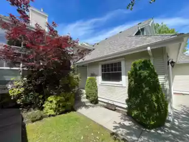 7 16995 64 Avenue, Surrey, BC, Surrey — Townhouse for sale