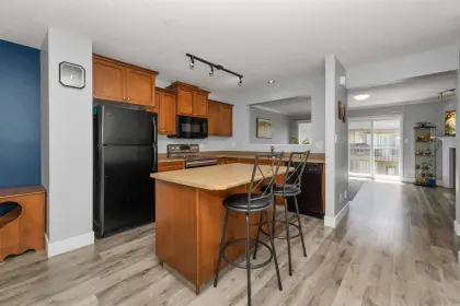 17 46321 Cessna Drive, Chilliwack, BC, Chilliwack — Townhouse for sale