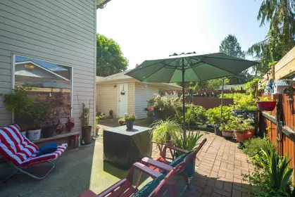 21120 Dewdney Trunk Road, Maple Ridge, BC, Maple ridge — Half Duplex for sale