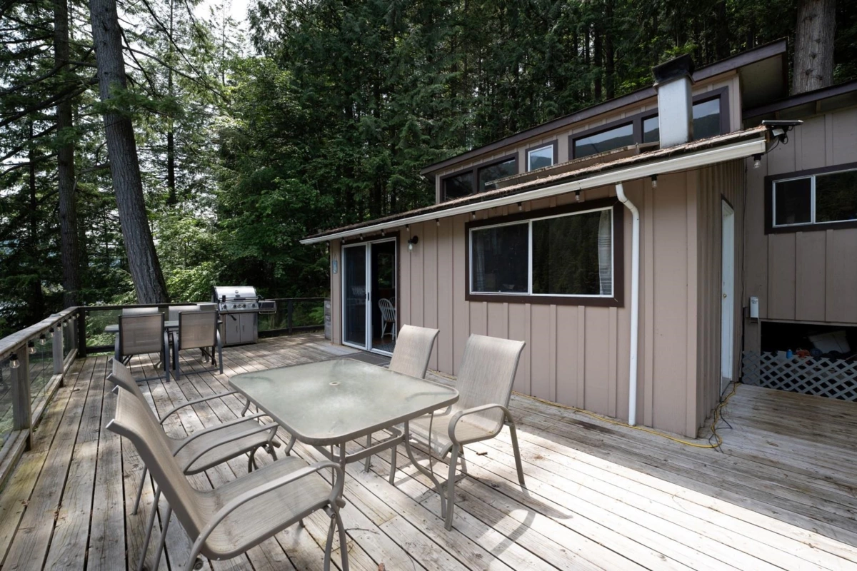 Kitchen Island Photo of BLK C DL 184 Cascade Bay, Harrison Hot Springs, BC