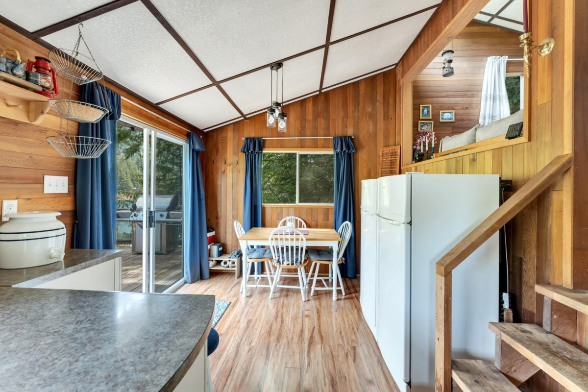 Loft / Bonus Room Photo of BLK C DL 184 Cascade Bay, Harrison Hot Springs, BC