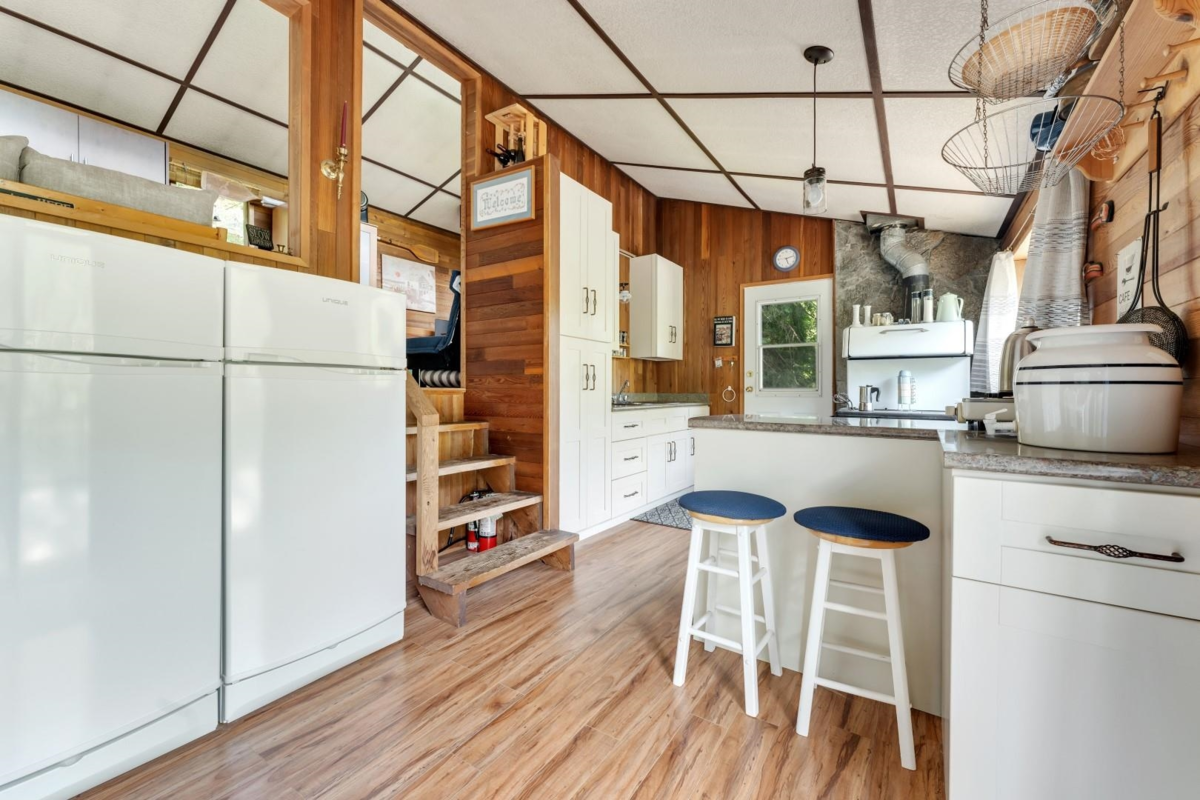 Primary Bathroom Photo of BLK C DL 184 Cascade Bay, Harrison Hot Springs, BC