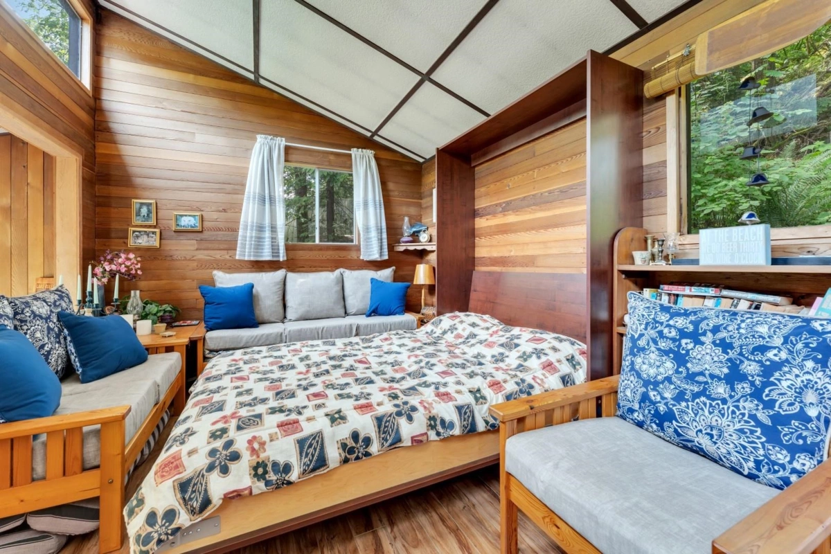 Swimming Pool Photo of BLK C DL 184 Cascade Bay, Harrison Hot Springs, BC