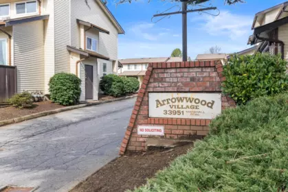8 33951 Marshall Road, Abbotsford, BC, Abbotsford — Townhouse for sale
