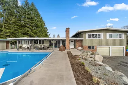 Family Room Photo of 21115 102b Avenue, Langley, BC