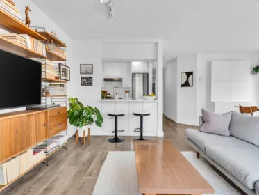 211 889 W 7th Avenue, Vancouver, BC, Vancouver — Townhouse for sale