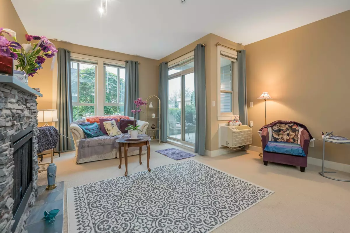 Family Room Photo of 102 9000 Birch Street, Chilliwack, BC