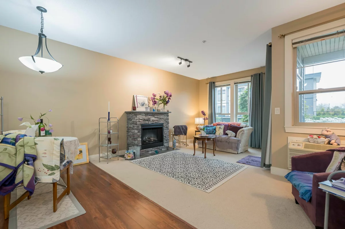 Living Room Photo of 102 9000 Birch Street, Chilliwack, BC