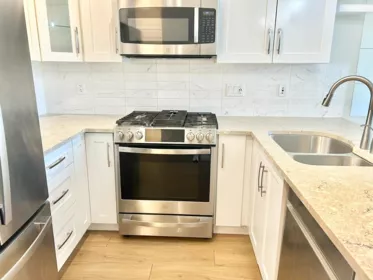528 11077 Ravine Road, Surrey, BC