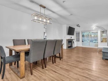 104 9329 University Crescent, Burnaby, BC, Burnaby — Apartment/Condo for sale