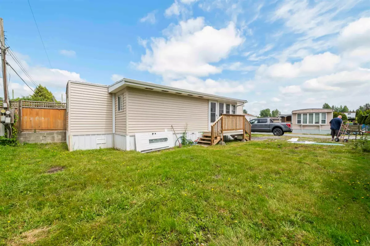 Kitchen Photo of 9B 26892 Fraser Highway, Langley, BC