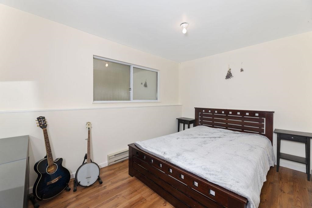 Mudroom Photo of 5549 Sans Souci Road, Halfmoon Bay, BC