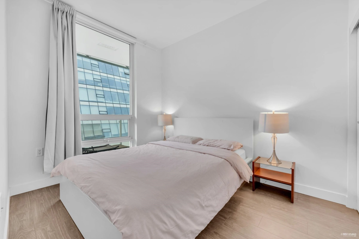 Guest Bathroom Photo of 860 6320 No. 3 Road, Richmond, BC