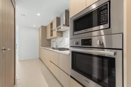 2502 13768 100 Avenue, Surrey, BC, Surrey — Apartment/Condo for sale