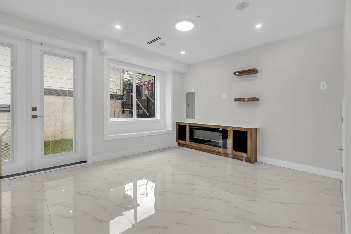 Family Room Photo of 4325 Kamloops Street, Vancouver, BC