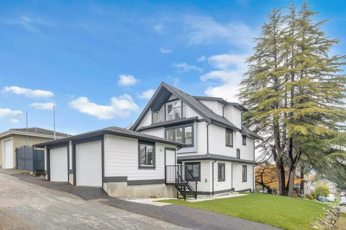 Laundry Room Photo of 4325 Kamloops Street, Vancouver, BC
