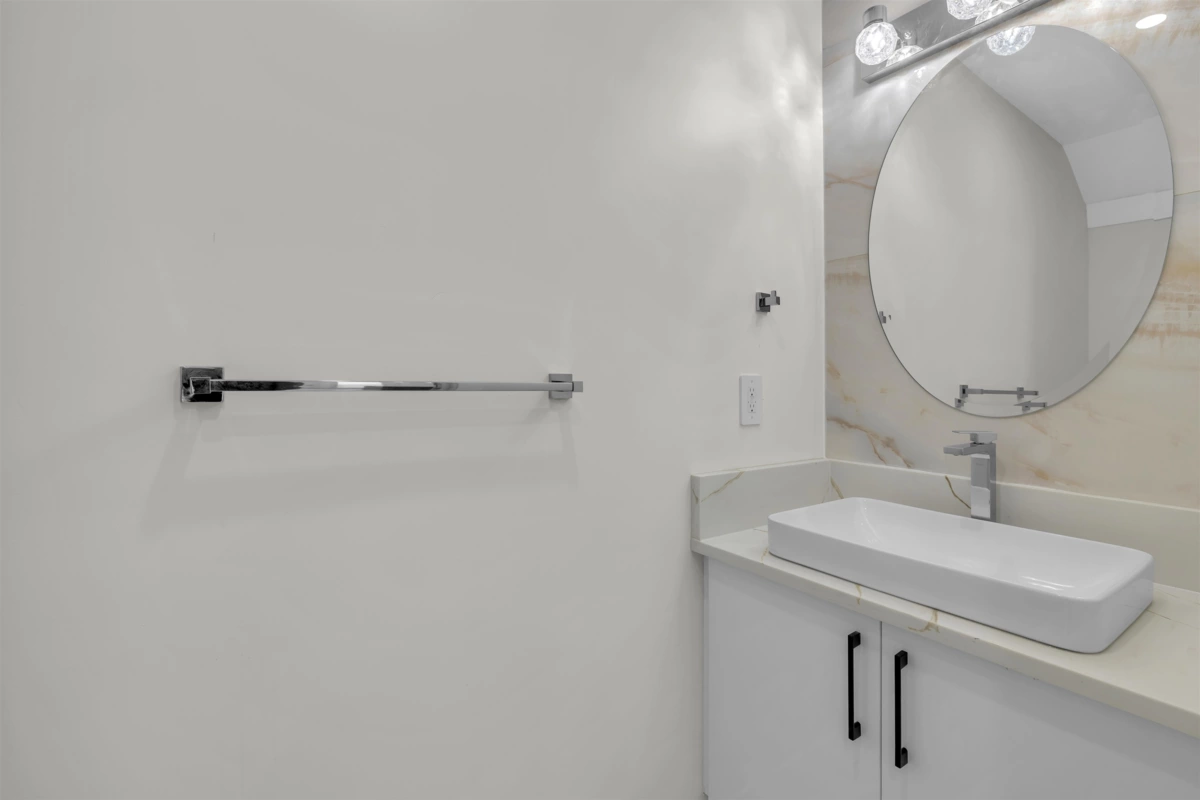 Primary Bedroom Photo of 4325 Kamloops Street, Vancouver, BC