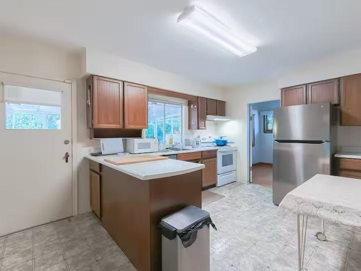 Family Room Photo of 2134 W 53rd Avenue, Vancouver, BC