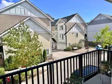3 7056 192 Street, Surrey, BC, Surrey — Townhouse for sale