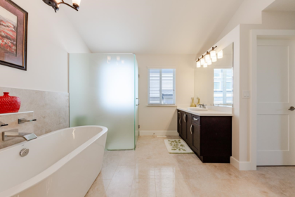 Hallway Photo of 1351 Kingston Street, Coquitlam, BC