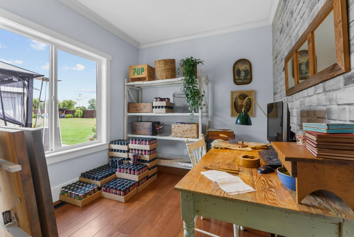 Laundry Room Photo of 49517 Prairie Central Road, Chilliwack, BC