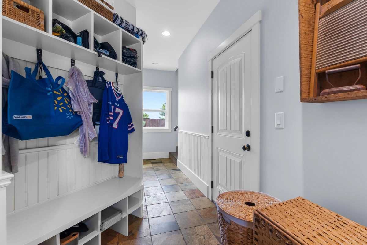 Mudroom Photo of 49517 Prairie Central Road, Chilliwack, BC
