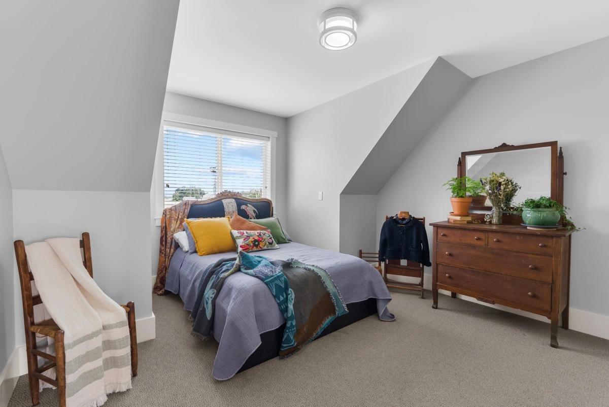 Staircase Photo of 49517 Prairie Central Road, Chilliwack, BC