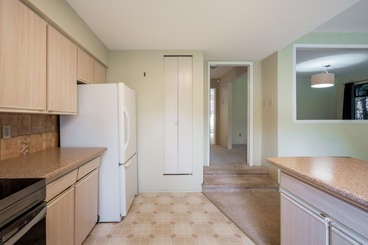 Loft / Bonus Room Photo of 16112 10 Avenue, Surrey, BC