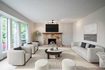 Family Room Photo of 16112 10 Avenue, Surrey, BC