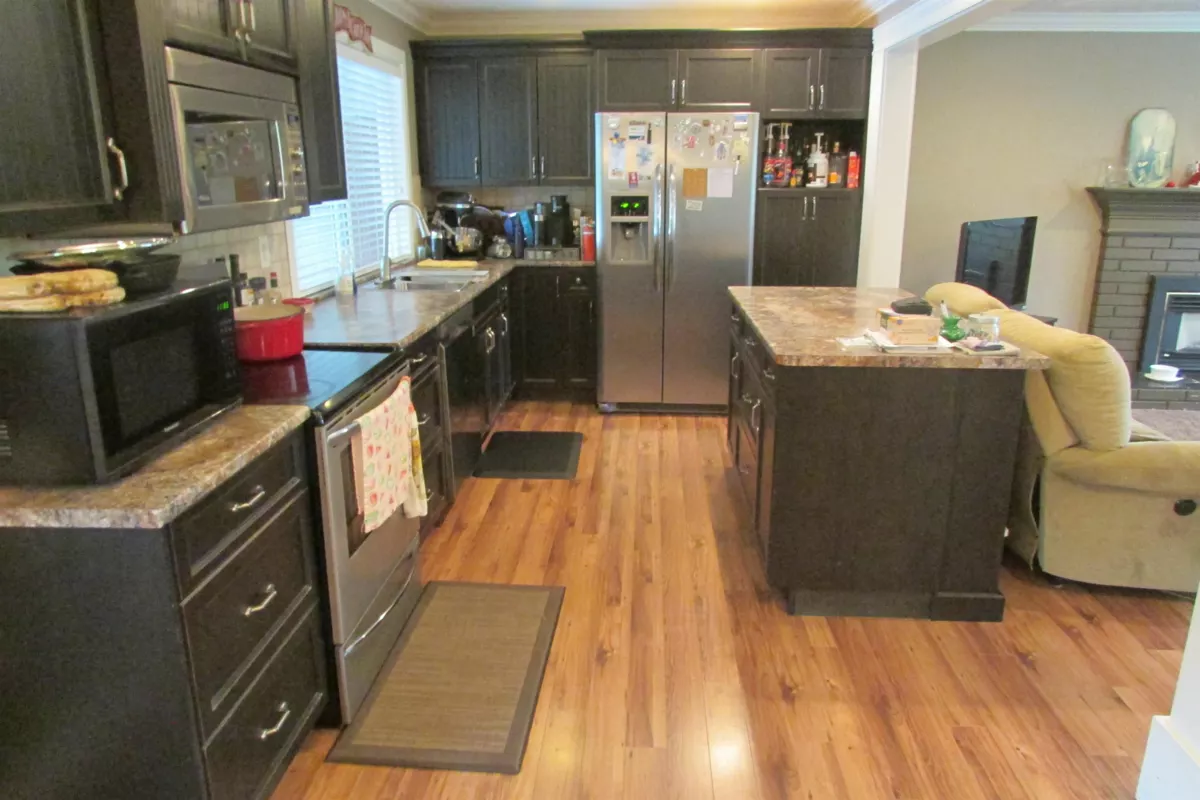 Dining Area Photo of 34494 York Avenue, Abbotsford, BC
