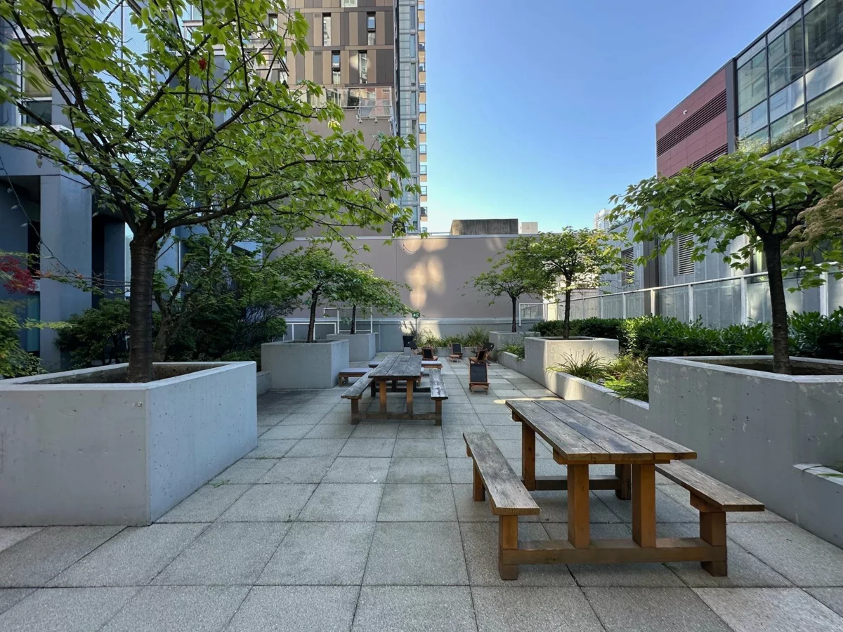 Basement Recreation Room Photo of 217 933 Seymour Street, Vancouver, BC