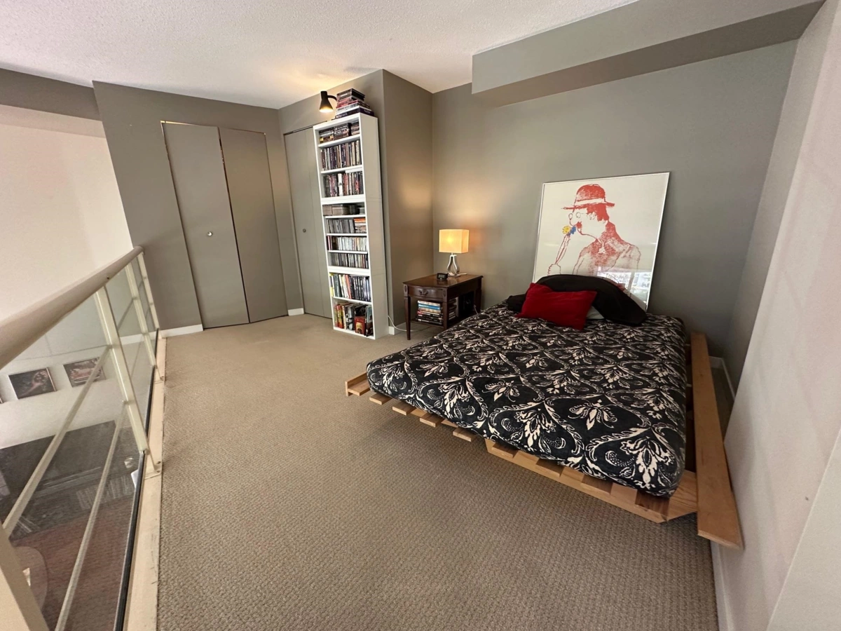 Breakfast Nook Photo of 217 933 Seymour Street, Vancouver, BC