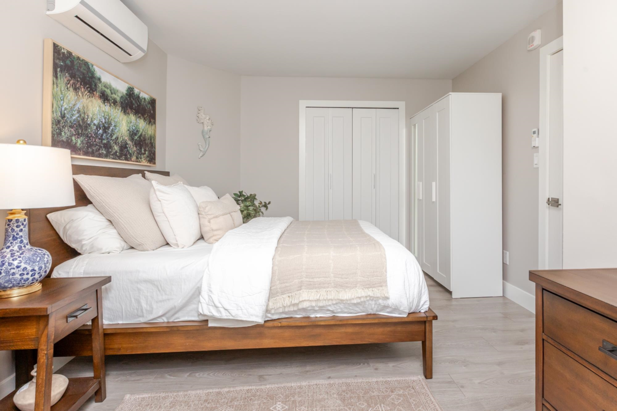 Outdoor Patio Photo of 3 15989 Marine Drive, White Rock, BC