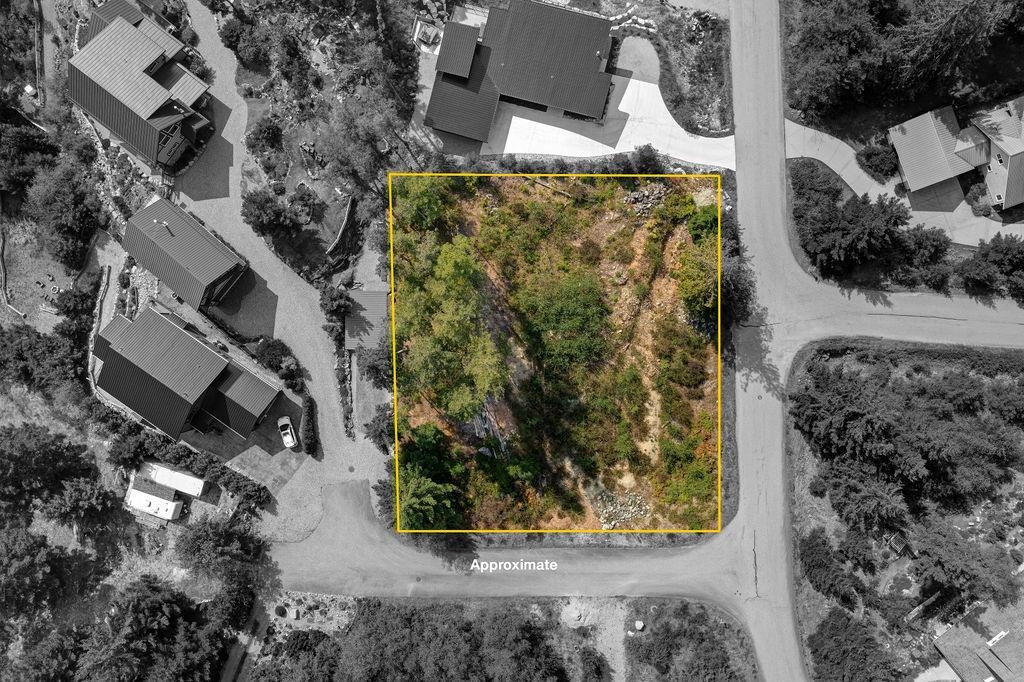 Kitchen Photo of 13488 Godkin Way, Garden Bay, BC