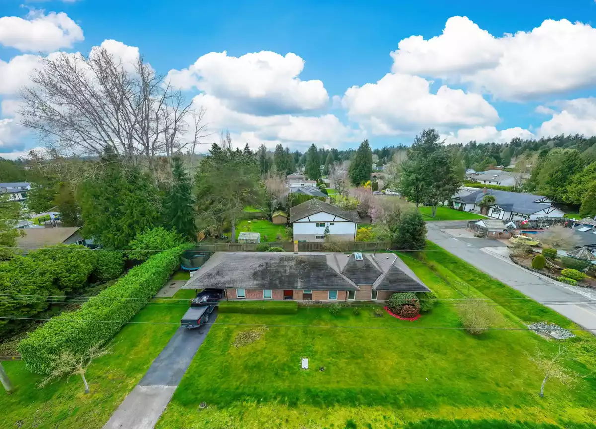 Garden / Landscaping Photo of 5186 10a Avenue, Delta, BC