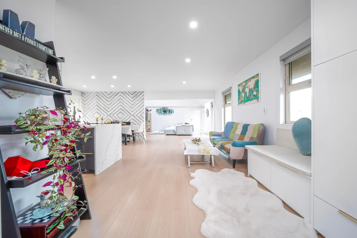 Living Room Photo of 5186 10a Avenue, Delta, BC