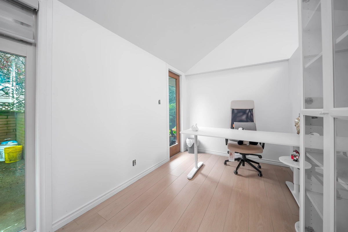 Loft / Bonus Room Photo of 5186 10a Avenue, Delta, BC