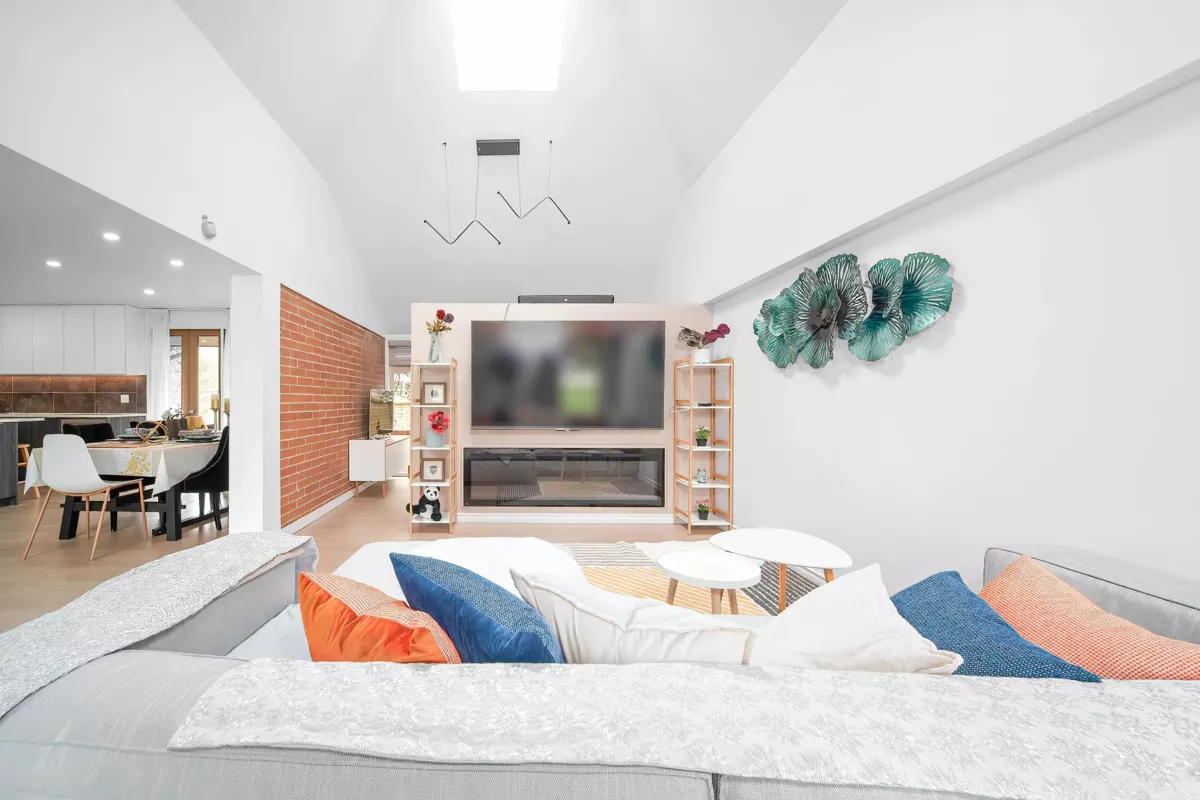 Powder Room Photo of 5186 10a Avenue, Delta, BC