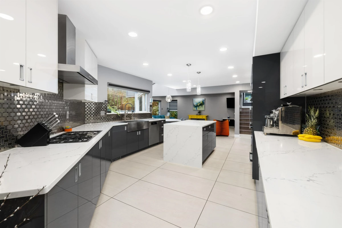 Bedroom 2 Photo of 3722 Southridge Place, West Vancouver, BC