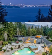 3722 Southridge Place, West Vancouver, BC