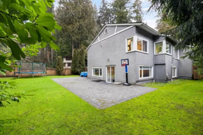 4233 Capilano Road, North Vancouver, BC, North Vancouver — Single Family Residence for sale
