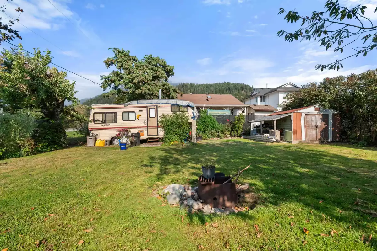 Street View Photo of 709 7th Avenue, Hope, BC