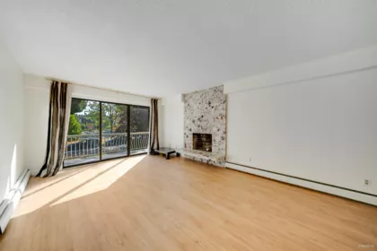 4565 W 9th Avenue, Vancouver, BC, Vancouver — Single Family Residence for sale